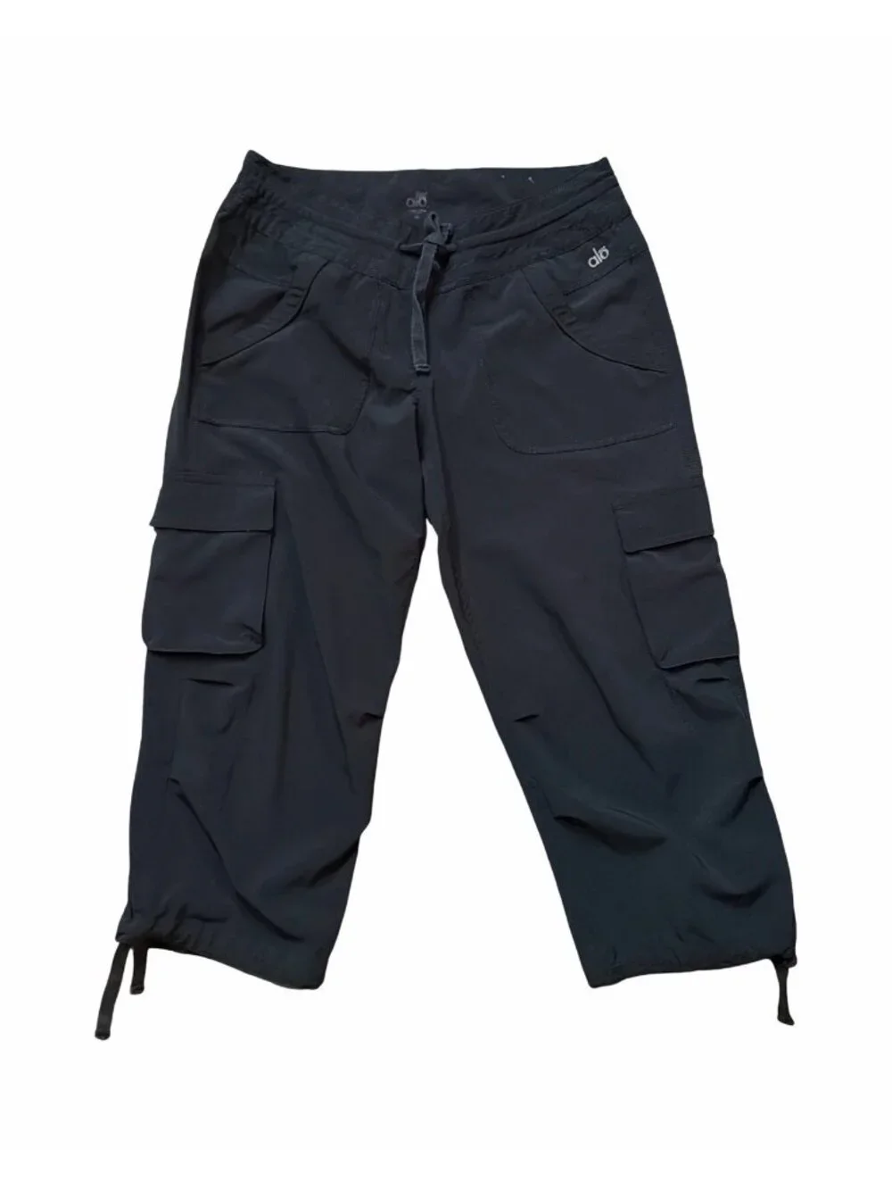 Vintage Alo Yoga Black Cargo Capri Pants Size XS 30” Waist Athleisure Workout